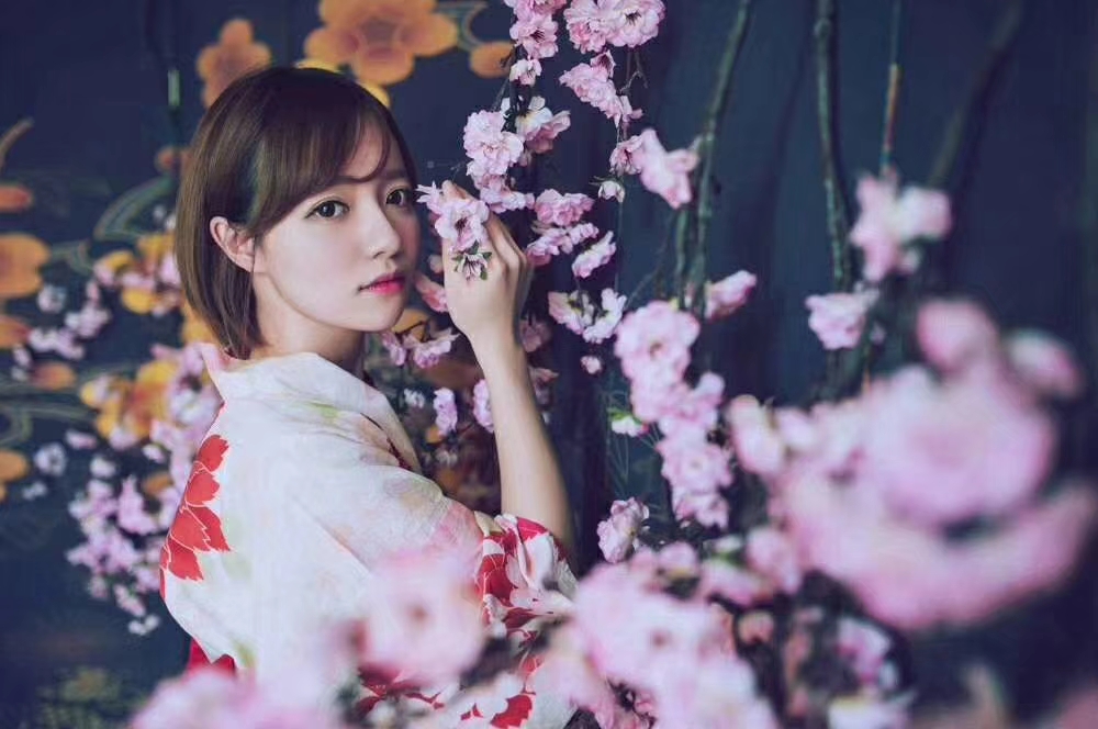 临时去了私人高档足疗油压桑拿,开启美好休闲养生生活
